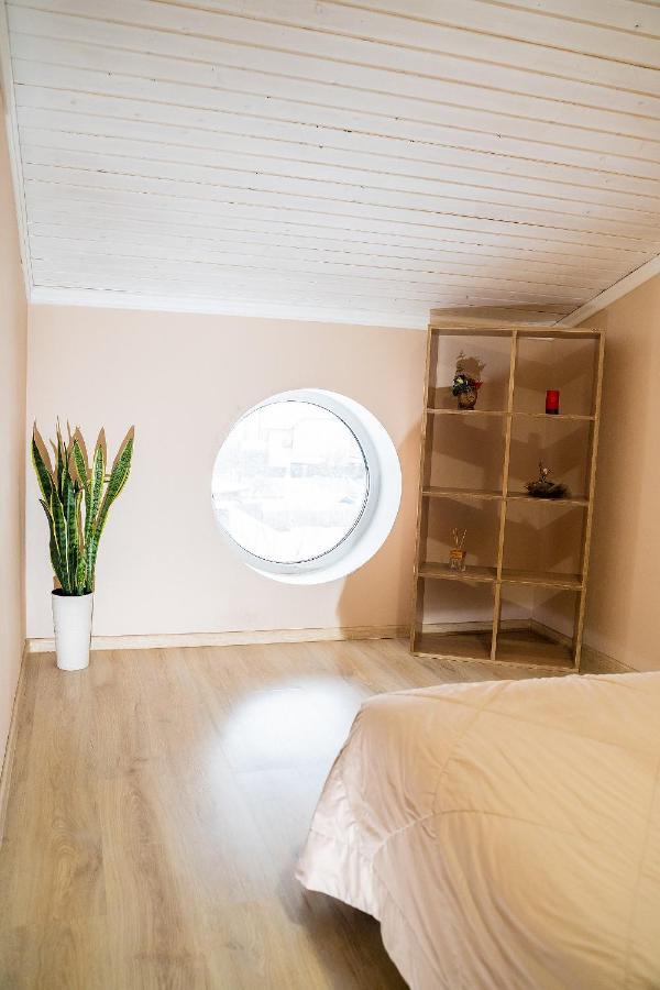 дворівневі на віллі с садом Apartment
