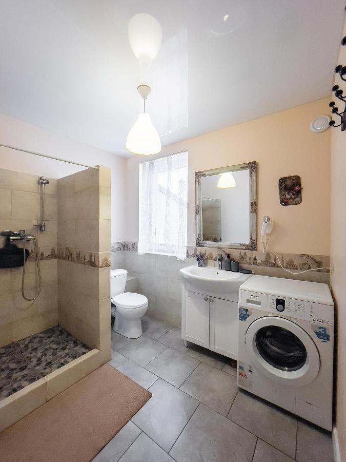дворівневі на віллі с садом Apartment *